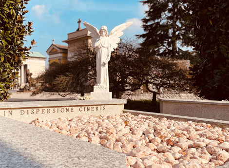 Lissone | foto Giardino delle Rimembranze al Cimitero Urbano