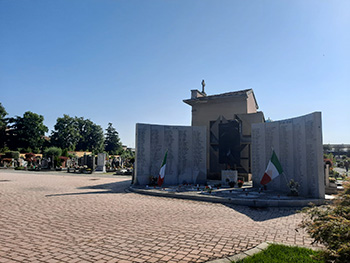 Immagine interno Cimitero Urbano