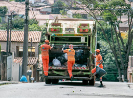 Camion raccolta rifiuti