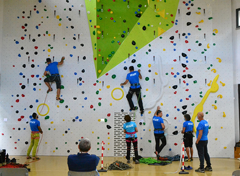 Lissone - Nuova parete di arrampicata nella Scuola Buonarroti