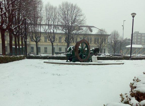 Immagine piazza IV Novembre innevata