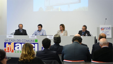 Domenico Colnaghi  (ultimo a destra ) al tavolo di AnciLab
