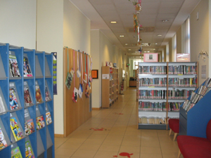 Immagine sezione ragazzi della biblioteca