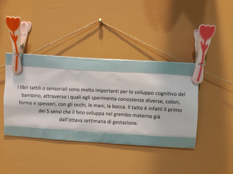 Guardare con le mani e toccare con gli occhi 2018