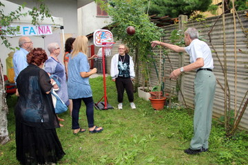 FAI CANESTRO CON L'ASSOCIAZIONE STEFANIA