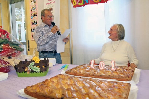 Gianni le dedica una canzone