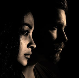 profili donna e uomo