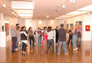 Immagine interno Museo con l'artista Heike Arndt