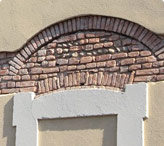immagine a colori particolare architettonico di finestra
